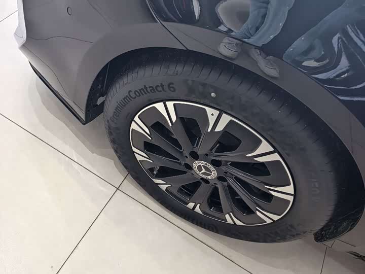 Mercedes-Benz V-Class 2024 2024款 V 300 L 长轴距尊贵版