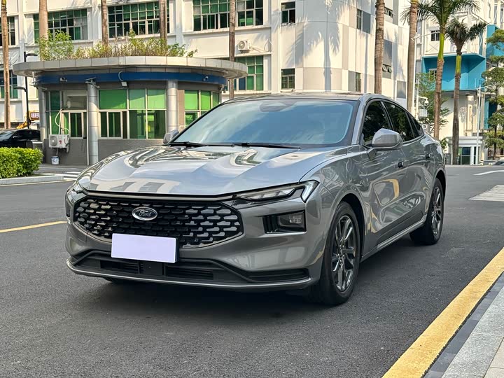 Ford Mondeo 2025 2025款 2.0T EcoBoost 豪华型