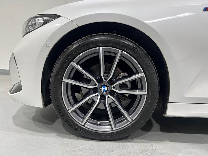 Фото 4 - BMW 3 Series