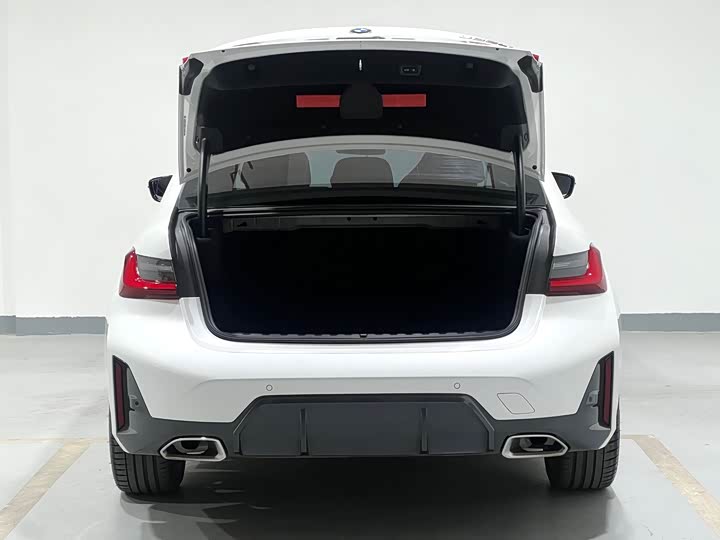 Фото 9 - BMW 3 Series