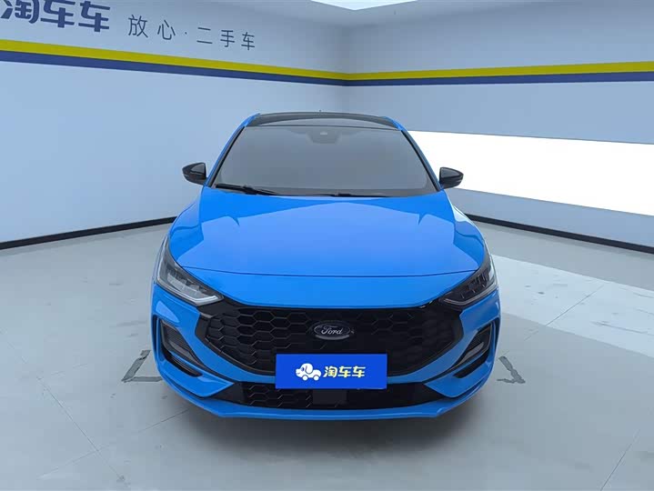 Ford Focus 2022 2022款 三厢 EcoBoost 180 自动ST Line