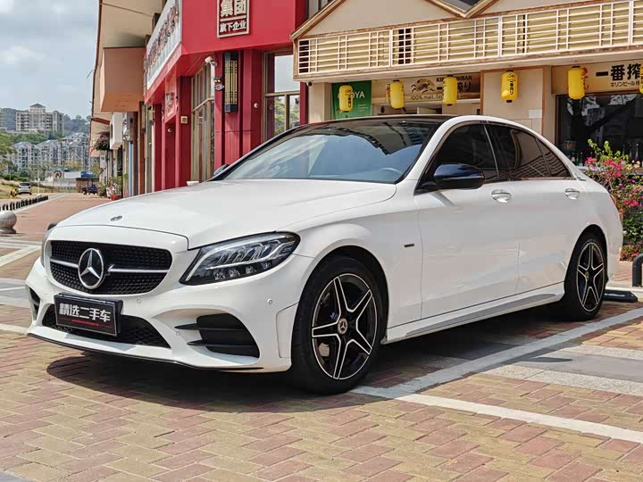 Фото 1 - Mercedes-Benz C-Class