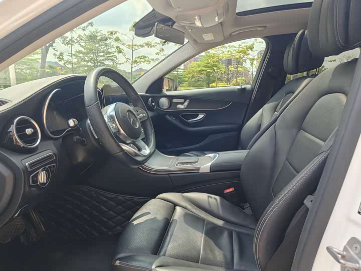 Фото 8 - Mercedes-Benz C-Class
