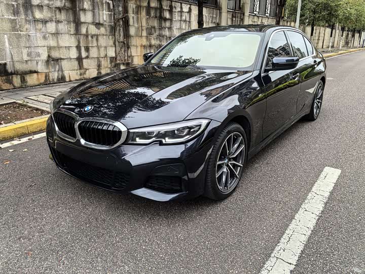 Photo 1 - BMW 3 Series