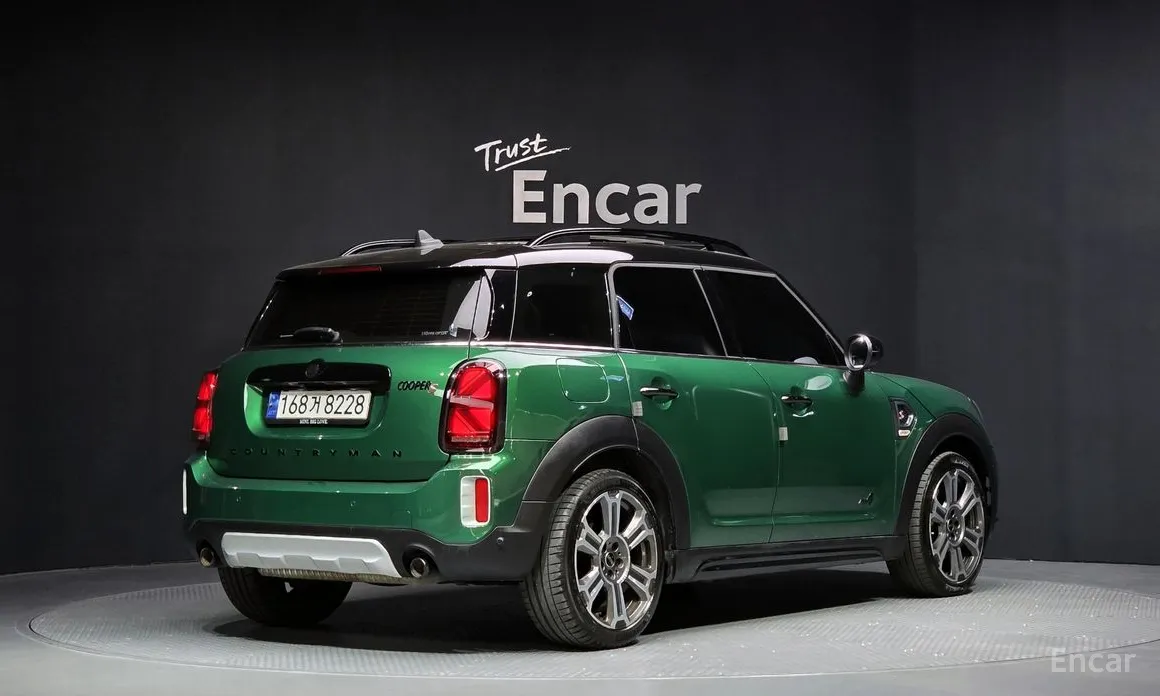 Фото 2 - Mini Countryman