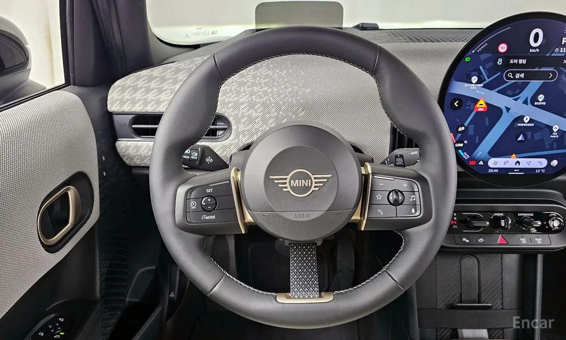 Mini Cooper 2024 5 Door Favoured