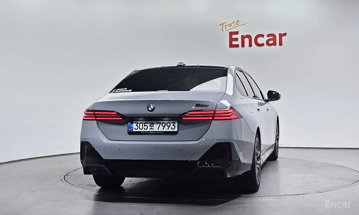 BMW 5 Series 2023 520i M Sport