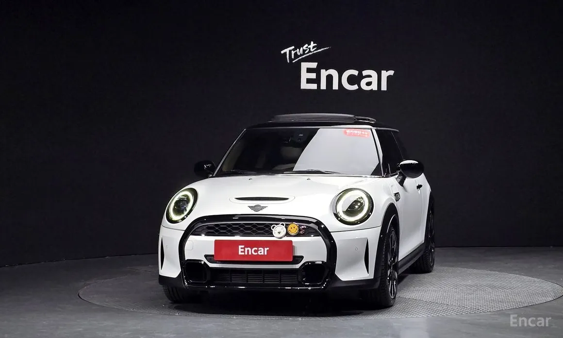 Mini Cooper 2001 Classic Launch Pack
