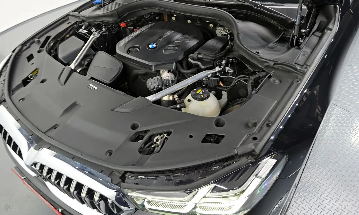 BMW Gran Turismo 2017 620d Luxury