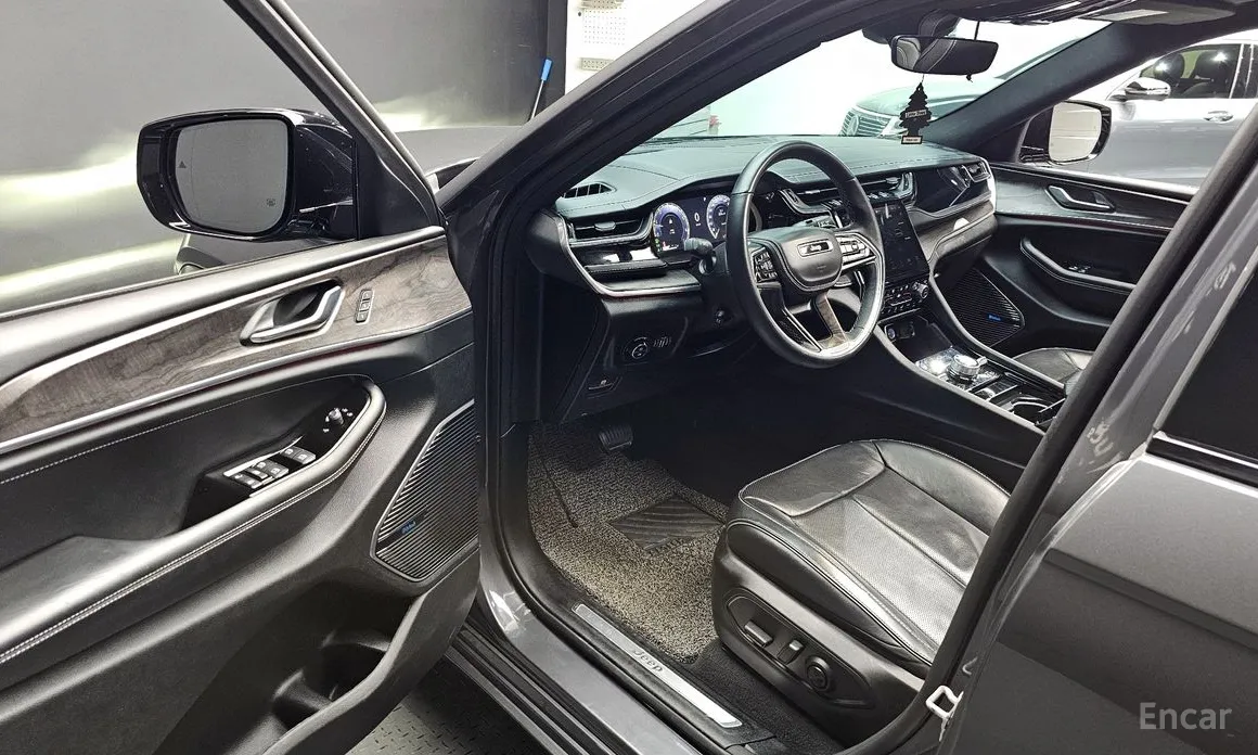 Jeep Cherokee 2021 L 3.6 Overland