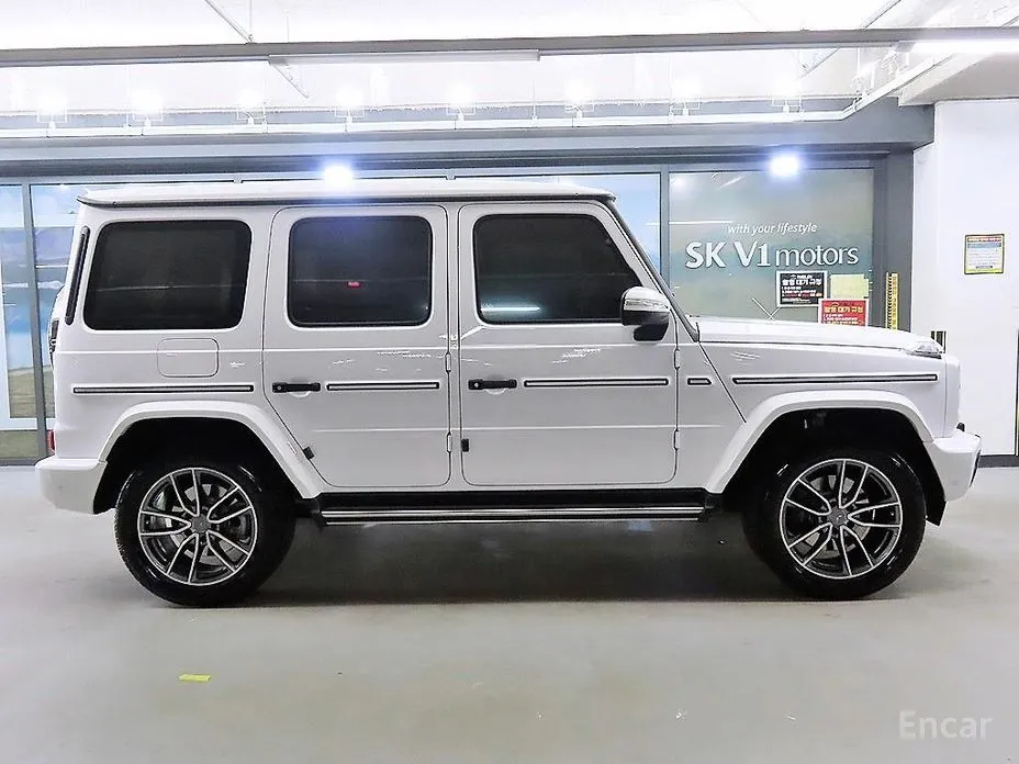 Mercedes-Benz G-Class 2024 G450d