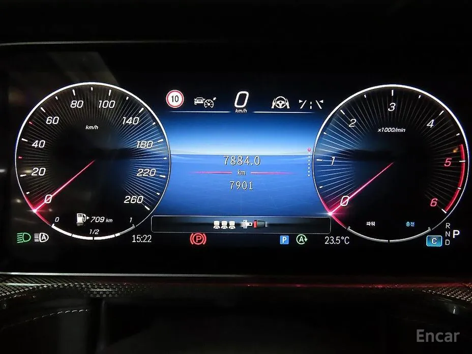 Mercedes-Benz G-Class 2024 G450d