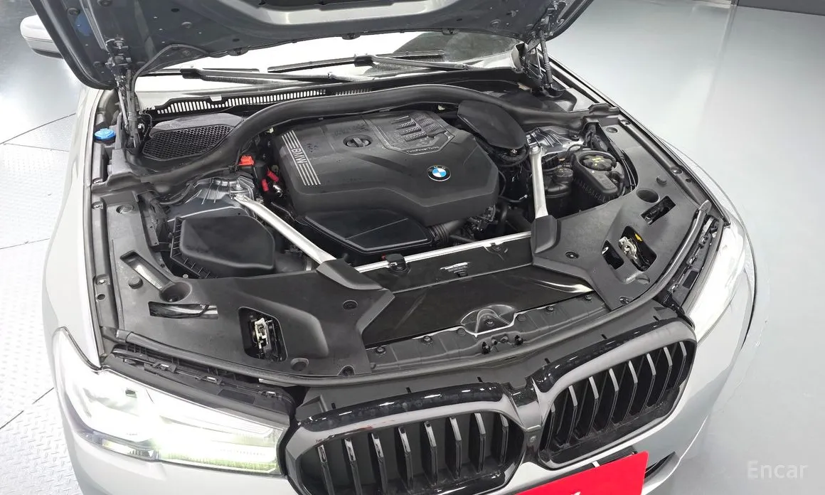Фото 6 - BMW 5 Series
