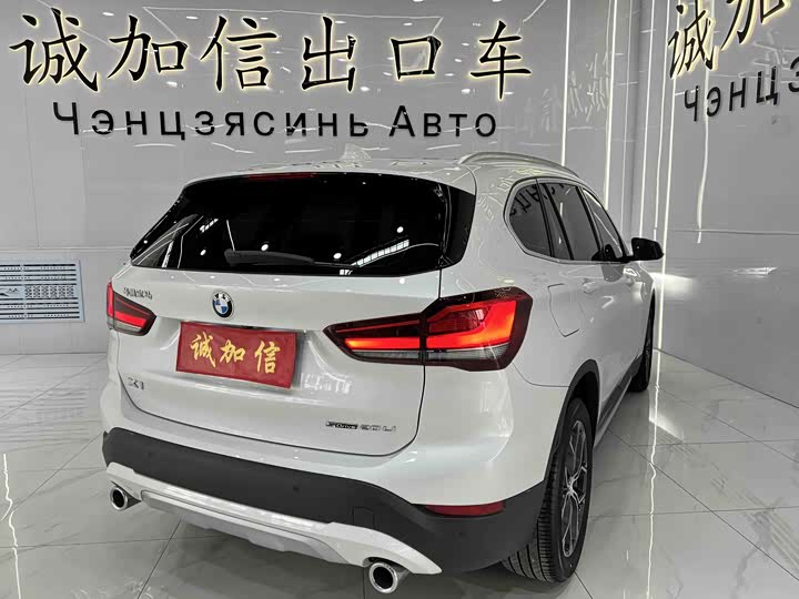 Фото 4 - BMW X1