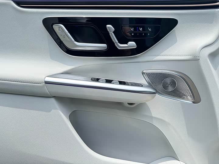 Mercedes-Benz EQE SUV 2024 2024款 500 4MATIC 豪华版