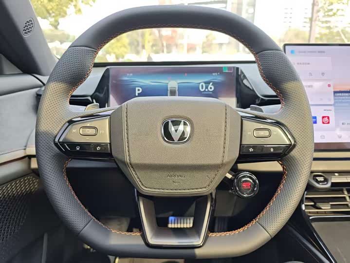 Changan UNI-V 2025 2025款 第三代 2.0T 劲擎型