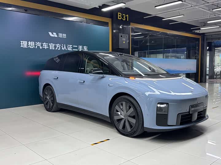 LiXiang i8 2025 2025款 标准版