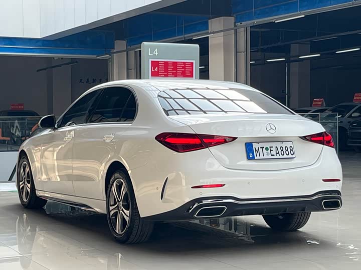 Zdjęcie 7 - Mercedes-Benz C-Class
