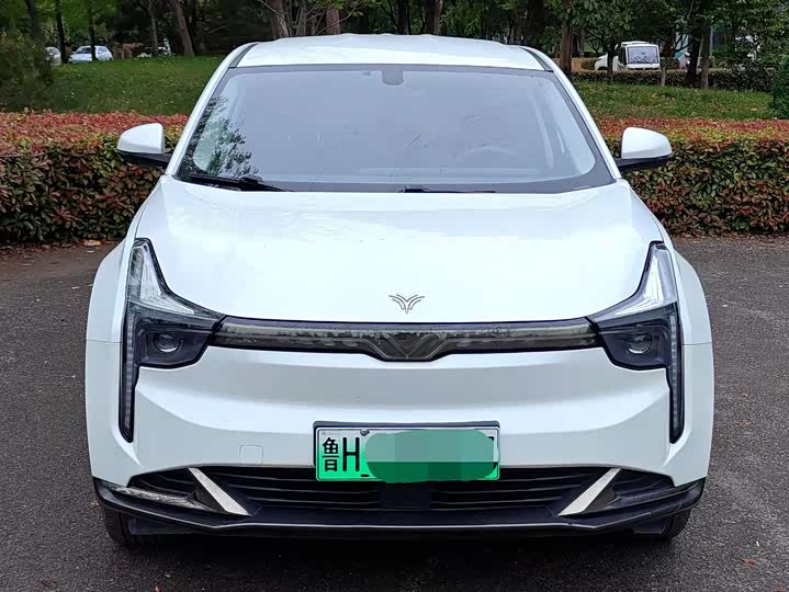Hozon U 2023 2023款 哪吒U-Ⅱ 挑战版 400 Lite 磷酸铁锂