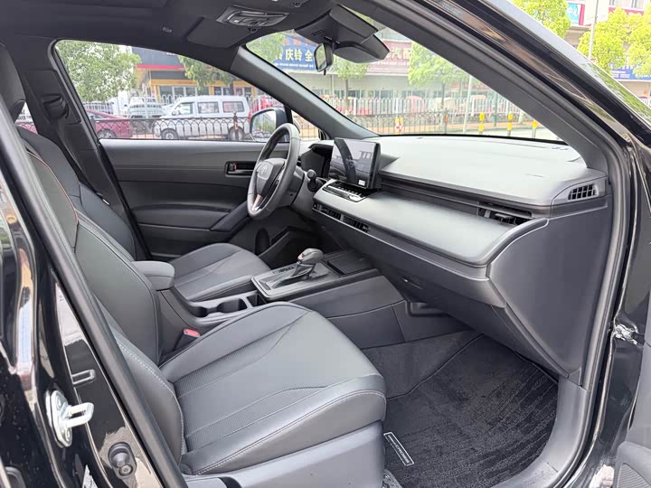 Toyota Corolla Cross 2026 2026款 2.0L 精英版