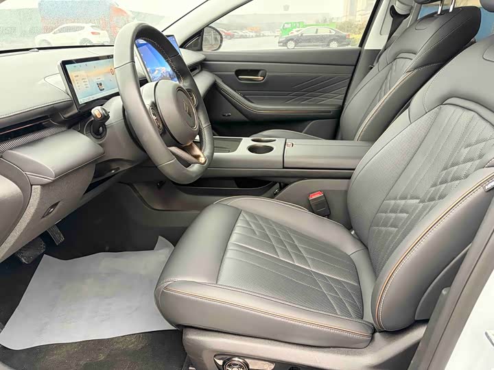 Baojun Xiangjing 2025 2025款 插混 140km豪华版