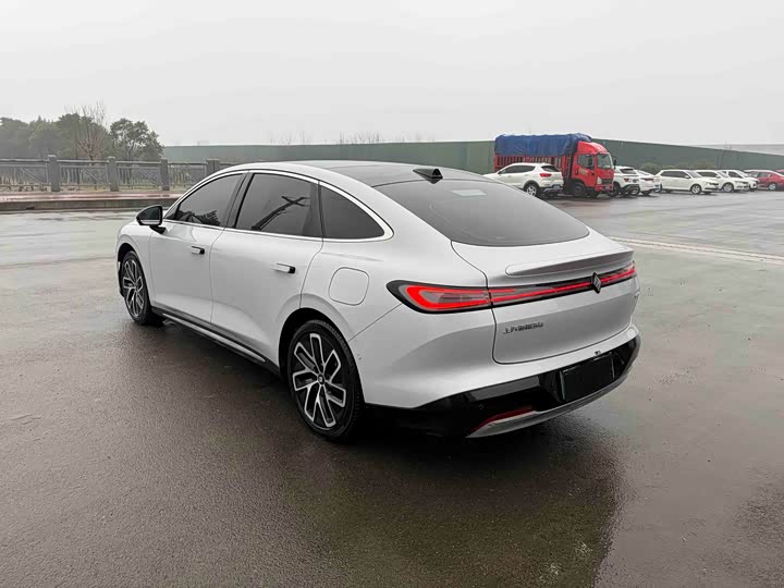 Baojun Xiangjing 2025 2025款 插混 140km豪华版
