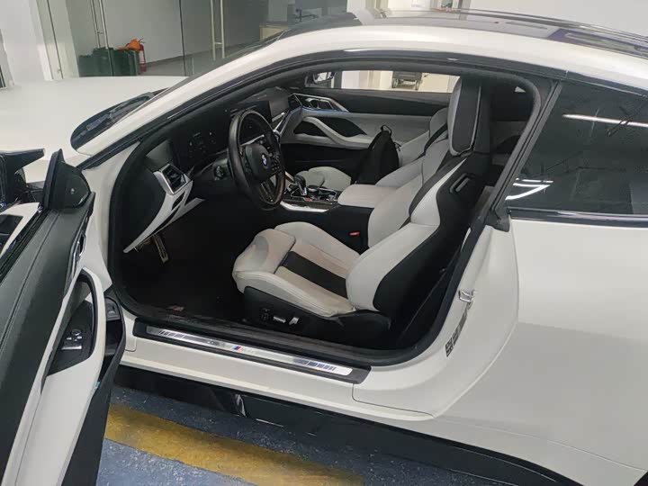 BMW M4 2023 2023款 M4双门轿跑车 M xDrive 雷霆版
