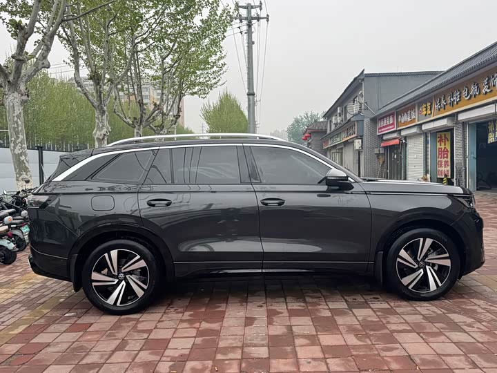 Volkswagen Tavendor 2023 2023款 380TSI 四驱R-Line巡游版