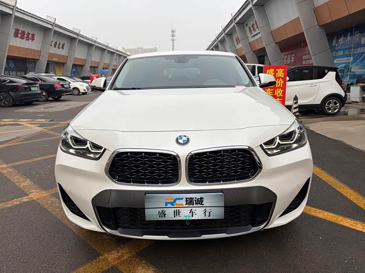 Фото 2 - BMW X2