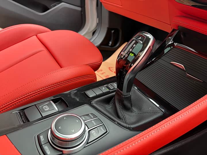 Фото 9 - BMW X2