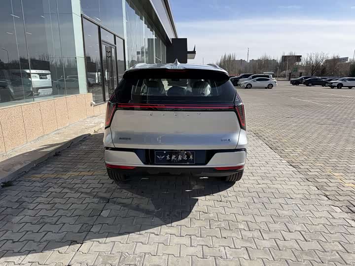 Geely Atlas L 2025 2025款 第四代 1.5TD DCT 启程