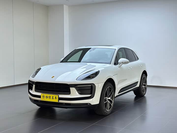 2026 Porsche Macan