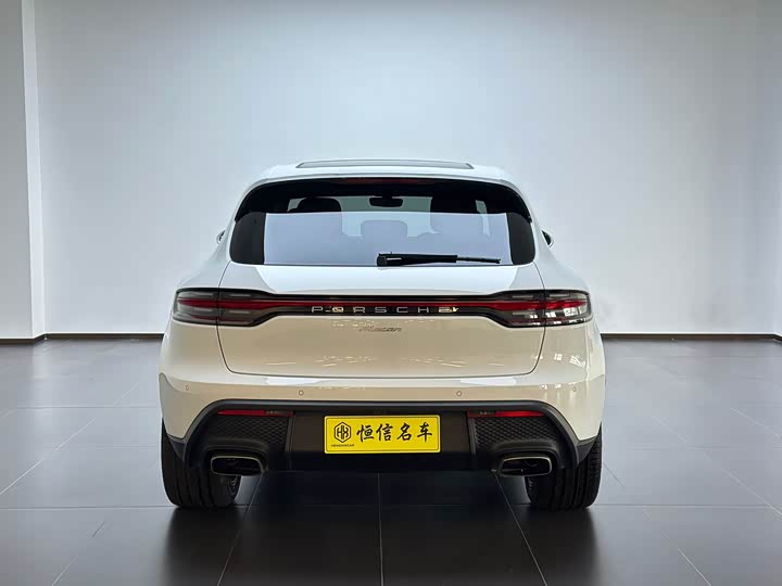 2026 Porsche Macan