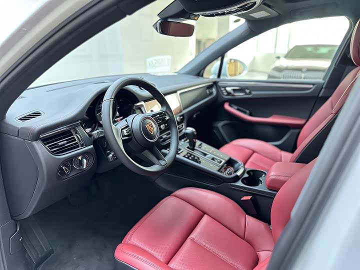 Porsche Macan 2026 2026款 Macan 2.0T 逐梦版