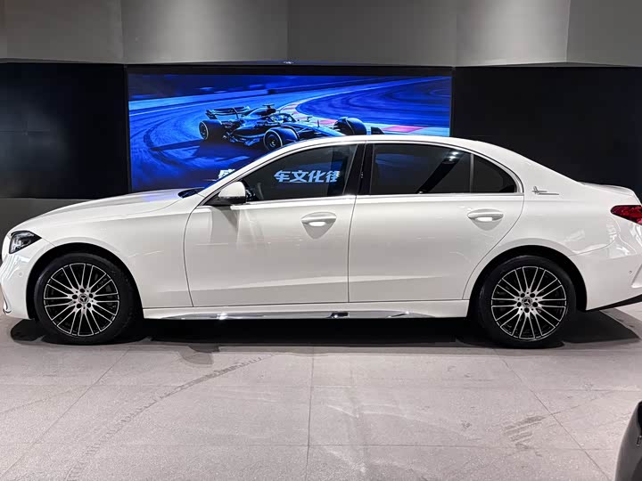 Фото 3 - Mercedes-Benz C-Class