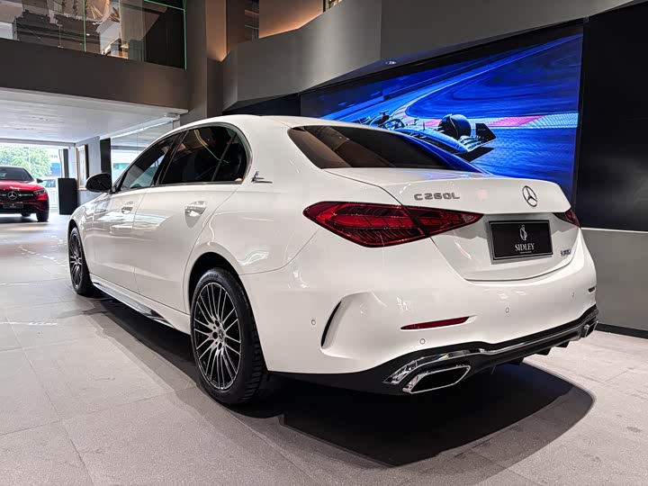 Фото 4 - Mercedes-Benz C-Class