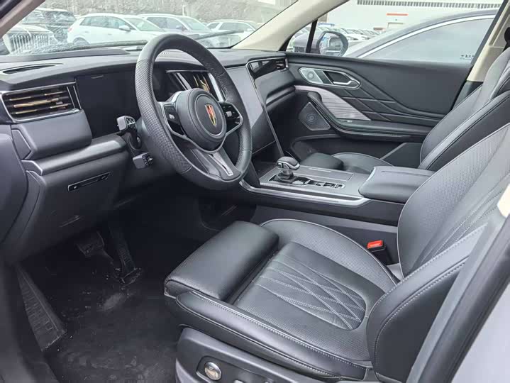 Фото 3 - Hongqi HS7 Hybrid