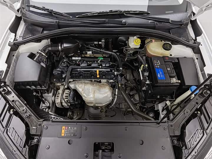 Фото 6 - Roewe i5