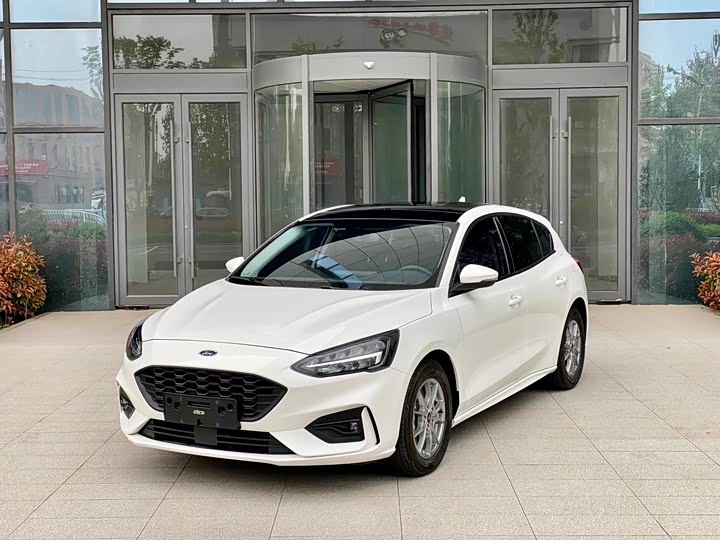 Ford Focus 2021 2021款 两厢 EcoBoost 180 自动锋潮型