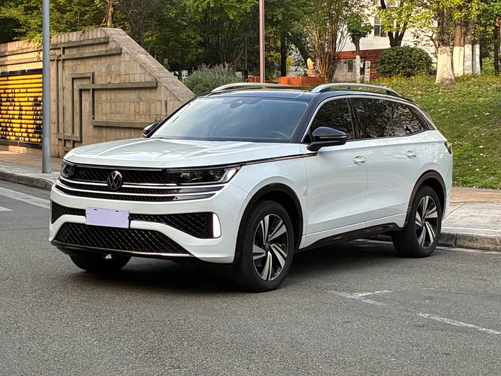 Volkswagen Tavendor 2023 2023款 380TSI 四驱R-Line巡游版