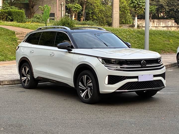 Volkswagen Tavendor 2023 2023款 380TSI 四驱R-Line巡游版