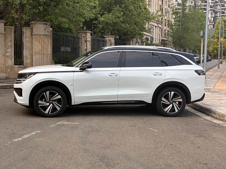 Volkswagen Tavendor 2023 2023款 380TSI 四驱R-Line巡游版