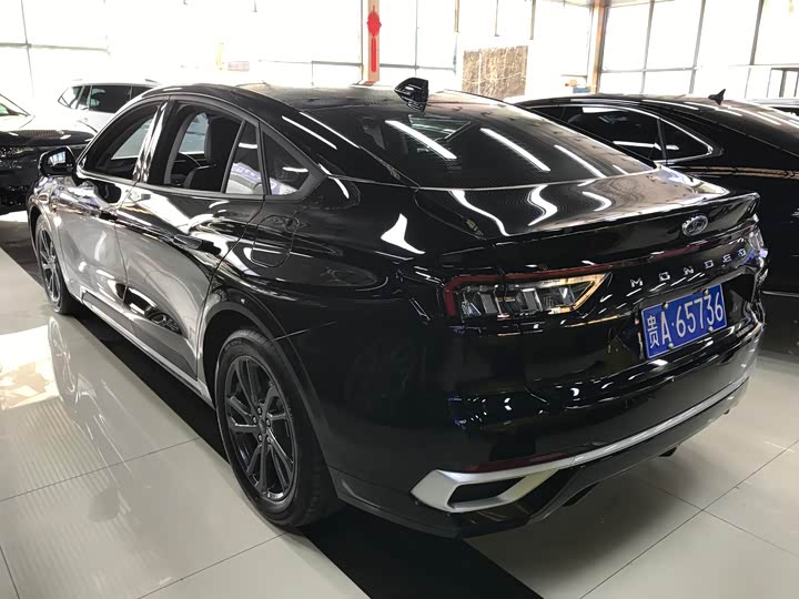 Ford Mondeo 2025 2025款 2.0T EcoBoost 豪华型