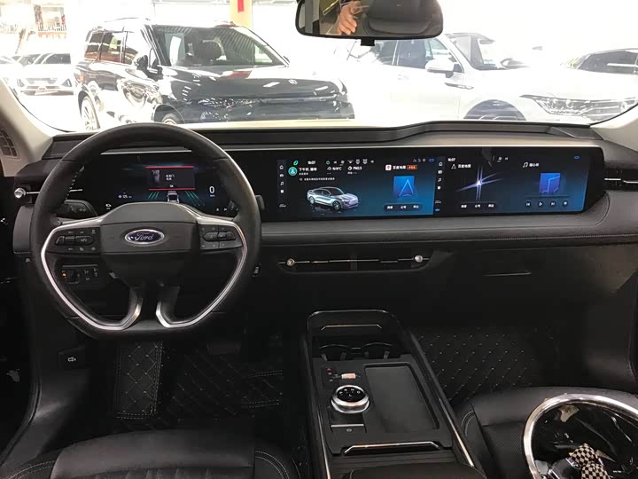Ford Mondeo 2025 2025款 2.0T EcoBoost 豪华型