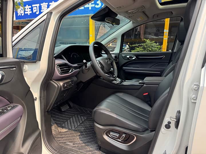 GAC Trumpchi M6 2025 2025款 MAX 270T WDCT 豪华版