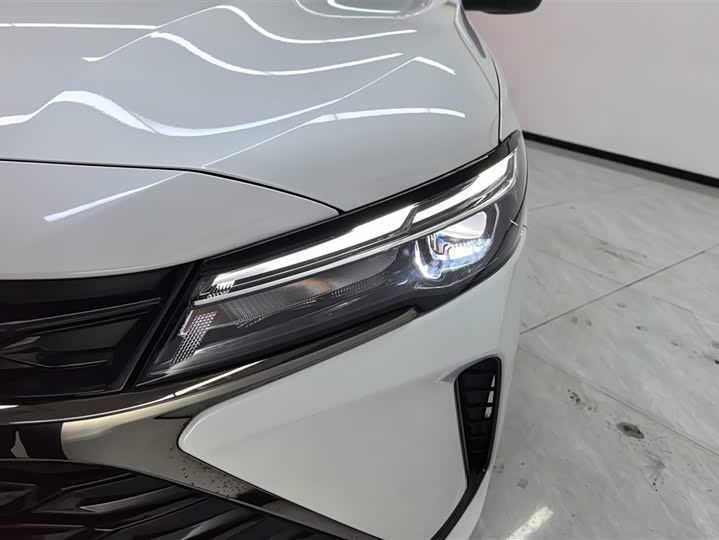 Chevrolet Monza 2024 2024款 1.5L 双离合悦享版
