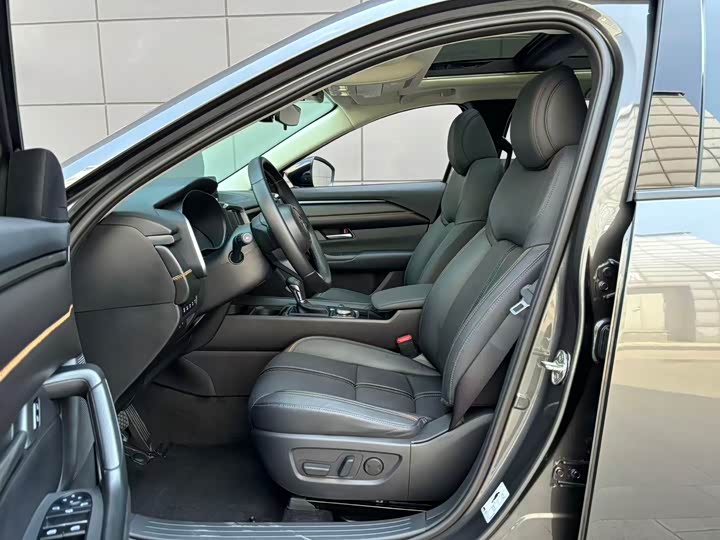 Zdjęcie 7 - Mazda CX-50