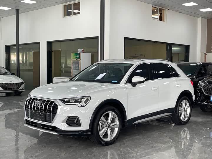Zdjęcie 1 - Audi Q3