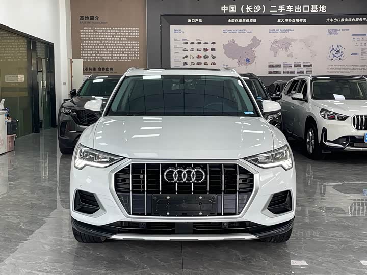 Zdjęcie 2 - Audi Q3