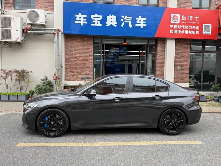 BMW 1 Series 2023 2023款 120i M运动曜夜版